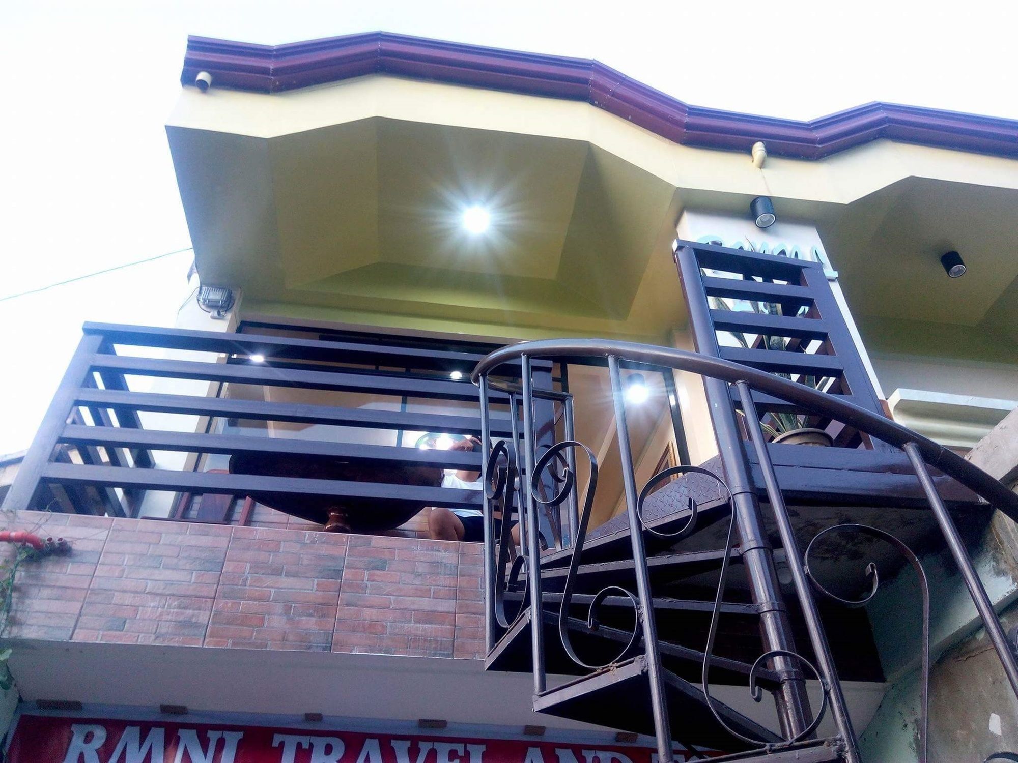 Reddoorz @ Poblacion 6 Coron Exterior photo
